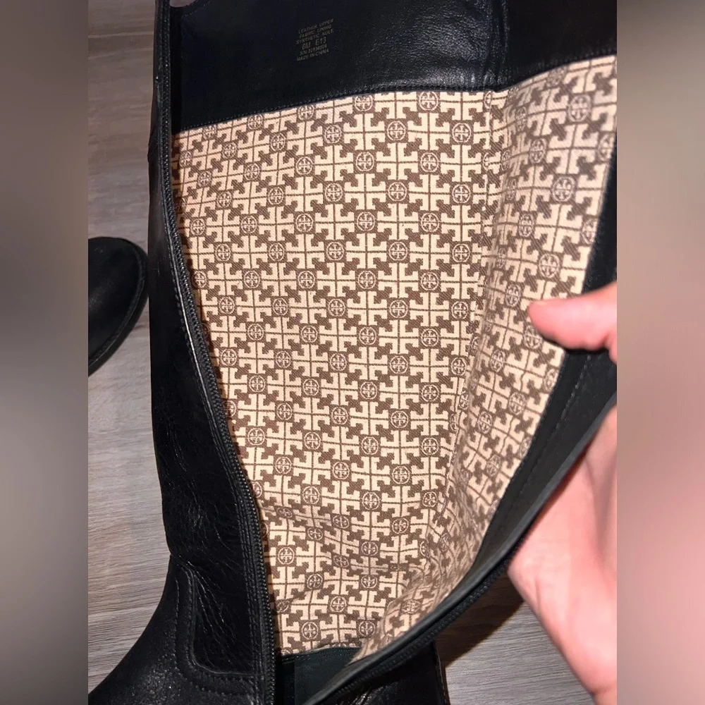Tory Burch Kiernan Black Ridding Leather Boots size 6